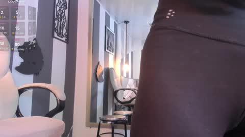 Snapshot of salome__evans chatting on January 19, 6:43 pm salome__evans online show from January 19, 6:43 pm