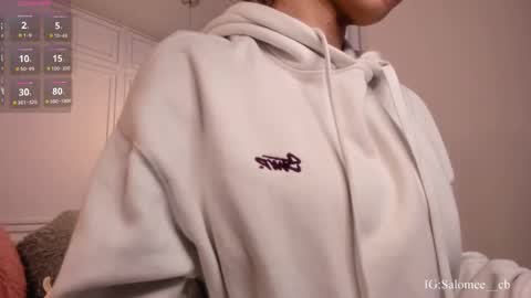 Snapshot of salome__evans chatting on November 25, 2:06 pm salome__evans online show from November 25, 2:06 pm