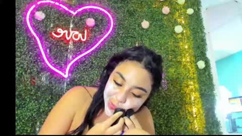 salome online show from December 7, 6:37 pm