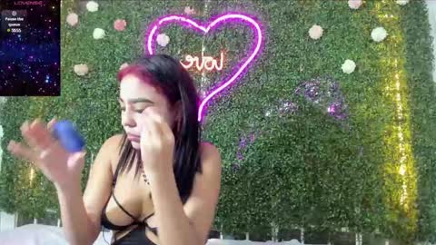 salome online show from December 22, 8:25 pm