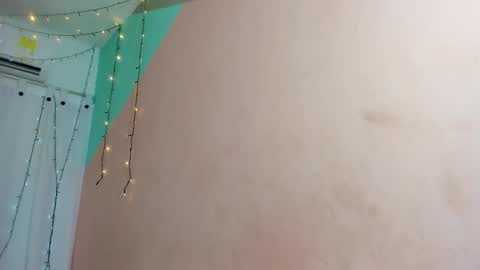 salome online show from March 11, 7:58 pm