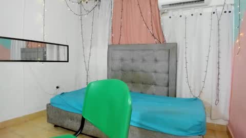 salome online show from November 24, 8:30 pm