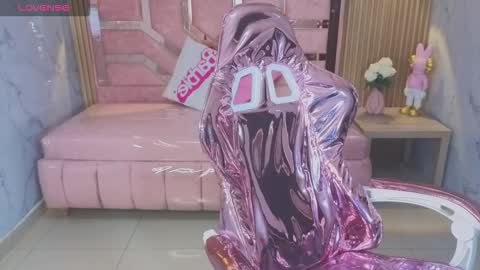 Snapshot of salome_stockman_sub chatting on November 25, 1:22 pm Salome online show from November 25, 1:22 pm