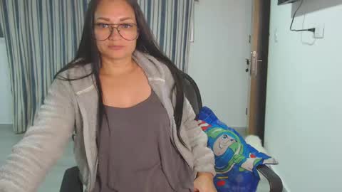 salome online show from February 1, 6:00 am