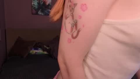 Snapshot of salt_mira chatting on November 29, 12:08 pm salt_mira online show from November 29, 12:08 pm