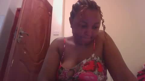 Snapshot of salty_surprise_ chatting on December 15, 11:55 am salty_surprise_ online show from December 15, 11:55 am