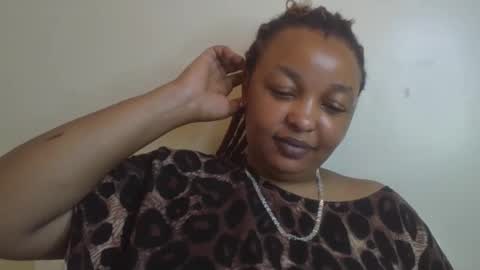 Snapshot of salty_surprise_ chatting on January 12, 6:28 am salty_surprise_ online show from January 12, 6:28 am