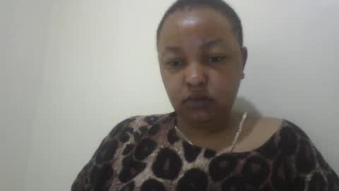 Snapshot of salty_surprise_ chatting on February 13, 2:56 am salty_surprise_ online show from February 13, 2:56 am