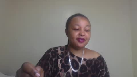 Snapshot of salty_surprise_ chatting on February 18, 8:25 pm salty_surprise_ online show from February 18, 8:25 pm