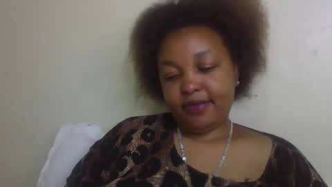 Snapshot of salty_surprise_ chatting on February 21, 6:07 am salty_surprise_ online show from February 21, 6:07 am