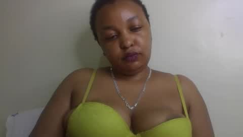 Snapshot of salty_surprise_ chatting on March 4, 10:38 pm salty_surprise_ online show from March 4, 10:38 pm