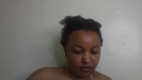 Snapshot of salty_surprise_ chatting on March 6, 10:47 pm salty_surprise_ online show from March 6, 10:47 pm