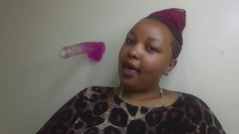 Snapshot of salty_surprise_ chatting on March 11, 8:53 pm salty_surprise_ online show from March 11, 8:53 pm