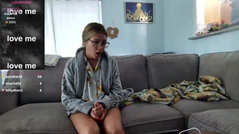 Salty Captain 69  Hat Girl 69 online show from October 9, 2:15 pm