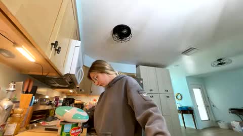 Salty Captain 69  Hat Girl 69 online show from October 30, 9:04 pm