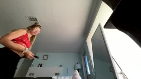 Salty Captain 69  Hat Girl 69 online show from December 2, 4:02 pm