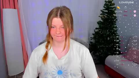 Snapshot of salut_love chatting on December 6, 6:39 pm Ruby online show from December 6, 6:39 pm