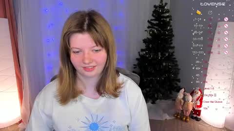 Snapshot of salut_love chatting on December 13, 6:49 pm Ruby online show from December 13, 6:49 pm