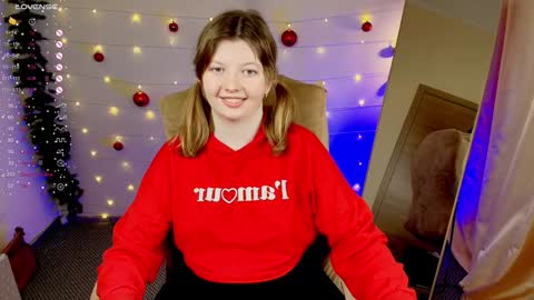 Snapshot of salut_love chatting on December 26, 7:49 pm Ruby online show from December 26, 7:49 pm