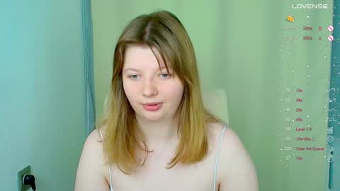 Snapshot of salut_love chatting on January 10, 6:49 pm Ruby online show from January 10, 6:49 pm