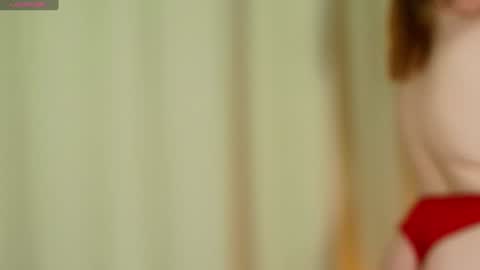 Snapshot of salut_love chatting on January 23, 3:43 pm Ruby online show from January 23, 3:43 pm