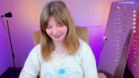 Snapshot of salut_love chatting on January 25, 4:35 pm Ruby online show from January 25, 4:35 pm