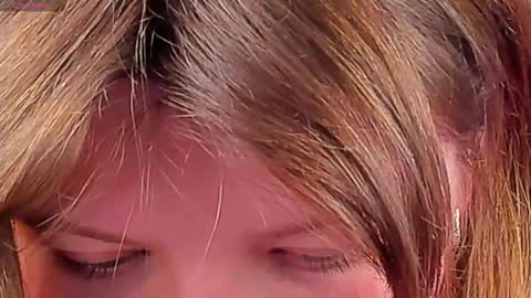 Snapshot of salut_love chatting on February 26, 3:52 pm Ruby online show from February 26, 3:52 pm