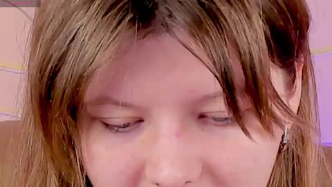 Snapshot of salut_love chatting on March 8, 10:32 am Ruby online show from March 8, 10:32 am