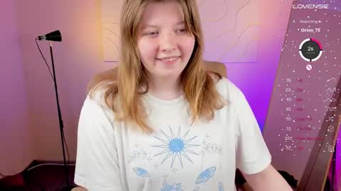 Snapshot of salut_love chatting on March 8, 4:39 pm Ruby online show from March 8, 4:39 pm