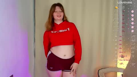 Snapshot of salut_love chatting on March 9, 4:44 pm Ruby online show from March 9, 4:44 pm