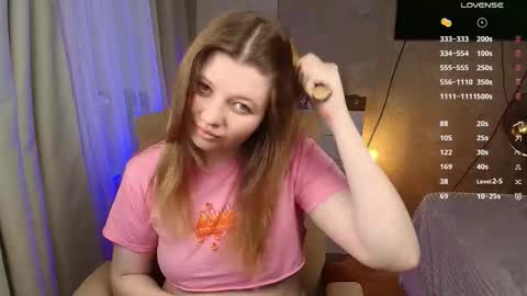 Snapshot of salut_love chatting on December 14, 12:32 pm Ruby online show from December 14, 12:32 pm