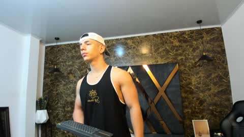 SALVATORE online show from January 13, 11:08 am