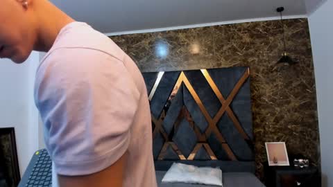 SALVATORE online show from January 14, 11:20 am