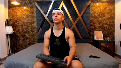 SALVATORE online show from January 16, 11:26 am