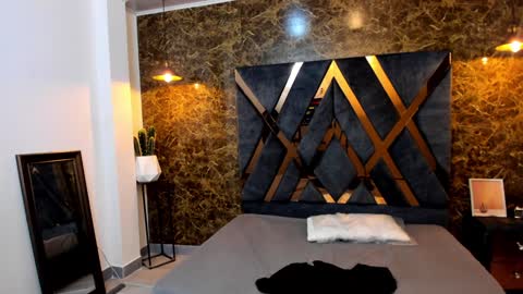 SALVATORE online show from January 22, 2:14 pm