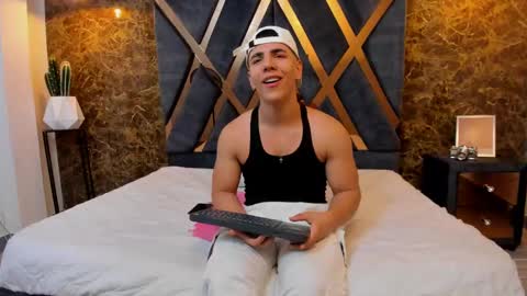 SALVATORE online show from February 27, 11:41 am