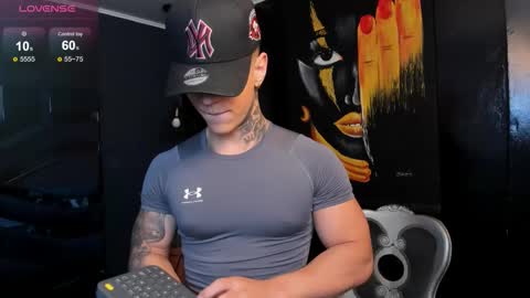 SALVATORE online show from October 27, 5:50 pm