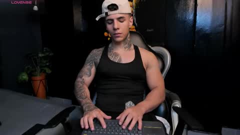 SALVATORE online show from November 25, 5:46 pm