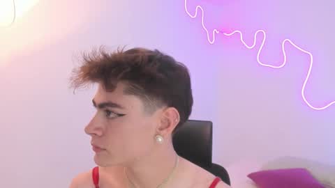 Sam Clark online show from November 8, 4:23 am