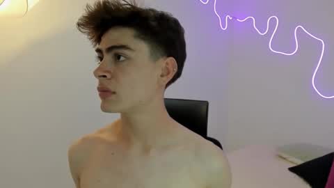 Sam Clark online show from November 9, 11:03 pm