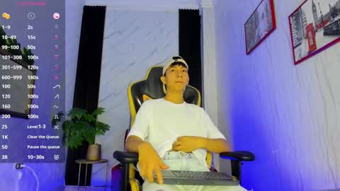 S A M online show from October 5, 7:56 pm