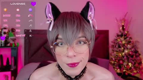 Snapshot of sam_russo chatting on December 12, 4:59 am Sam online show from December 12, 4:59 am