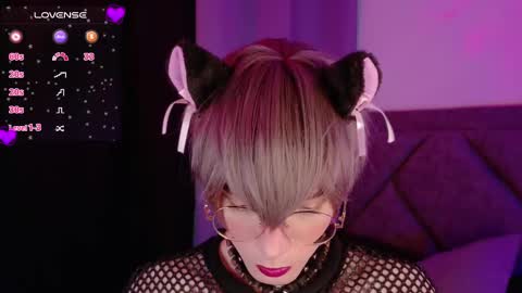 Snapshot of sam_russo chatting on February 22, 8:40 am Sam online show from February 22, 8:40 am