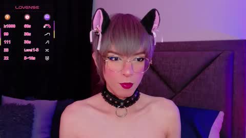 Snapshot of sam_russo chatting on September 20, 7:42 am Sam online show from September 20, 7:42 am