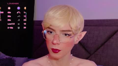 Snapshot of sam_russo chatting on October 21, 6:47 am Sam online show from October 21, 6:47 am