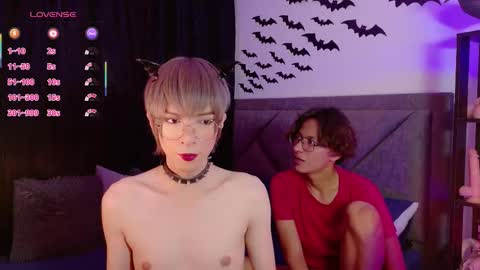 Snapshot of sam_russo chatting on October 30, 2:57 am Sam online show from October 30, 2:57 am