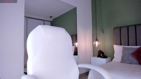  Samantha  online show from January 21, 1:00 pm