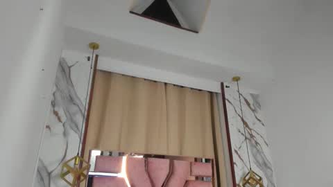 samaelandlilitt online show from November 26, 8:15 am