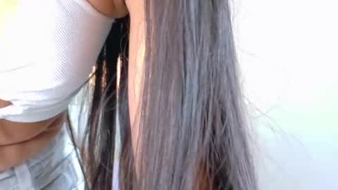   online show from November 12, 11:43 am