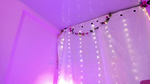 Samanta online show from January 15, 7:01 pm